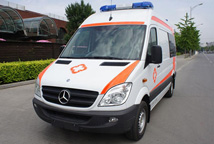 梅赛德斯-奔驰监护型医疗救护车 Sprinter324