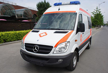 梅赛德斯-奔驰监护型医疗救护车 Sprinter311